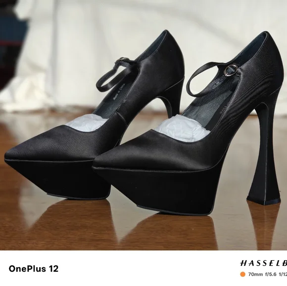 Jeffrey Campbell "SIOUXSIE" Black Satin Women's Platform Heels - Picture 5 of 9